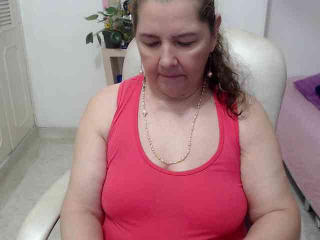 leonela-68 webcam