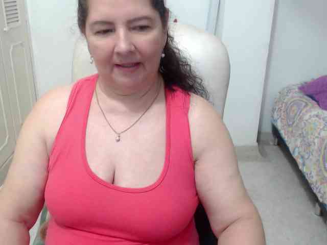 leonela-68