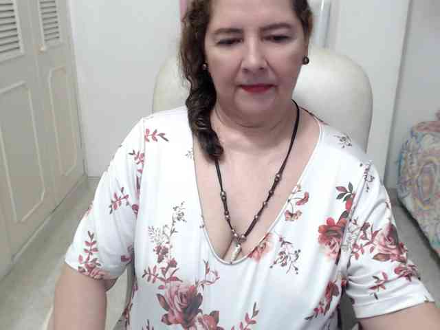 leonela-68 webcam