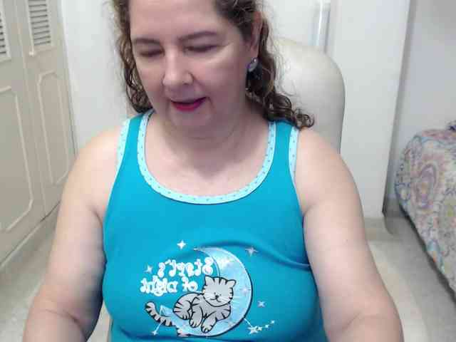 leonela-68 webcam