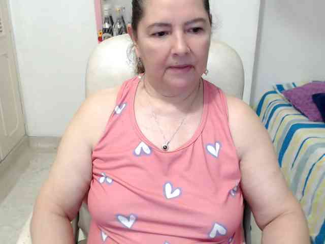 leonela-68