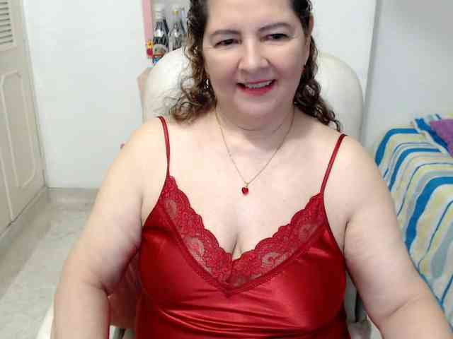leonela-68