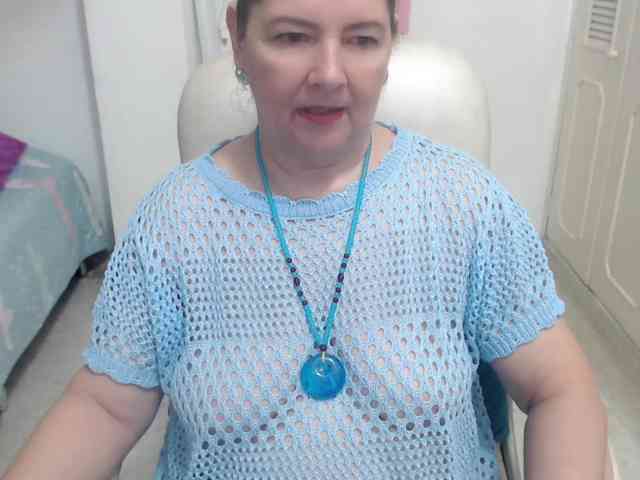 leonela-68 webcam