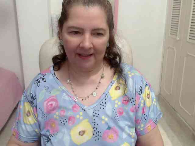 leonela-68 webcam