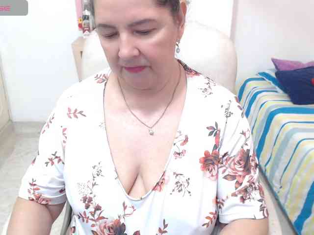 leonela-68 leonela-68