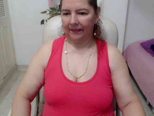 leonela-68
