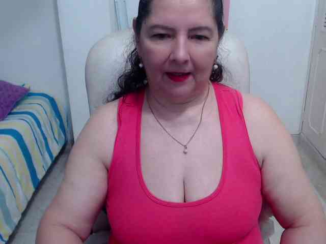 leonela-68 webcam