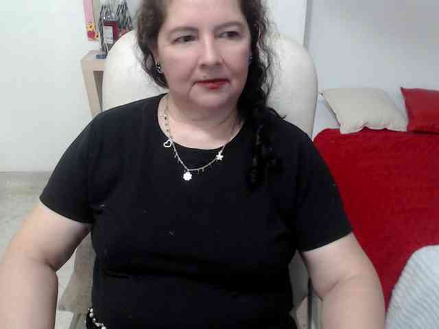 leonela-68 webcam