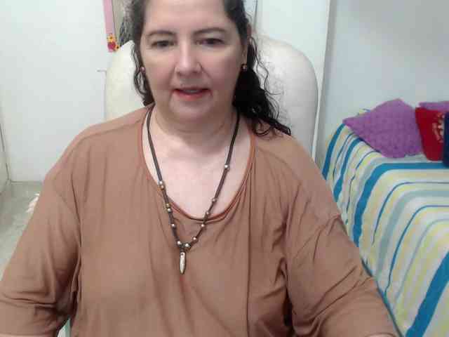 leonela-68 webcam