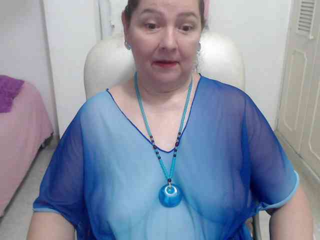 leonela-68 webcam