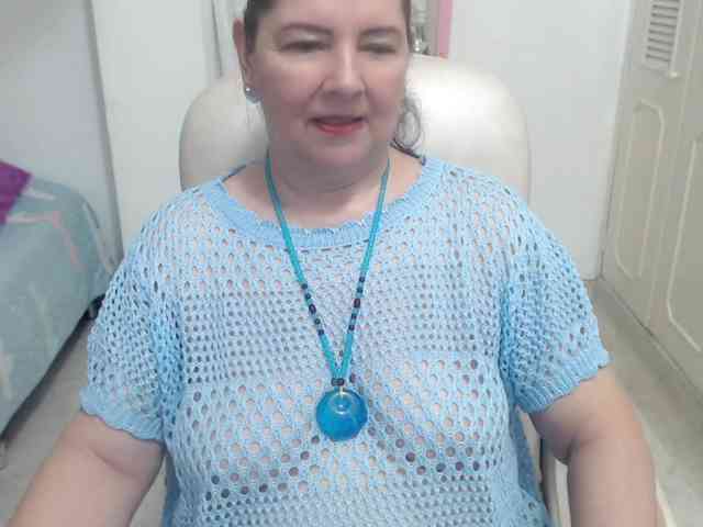 leonela-68 webcam