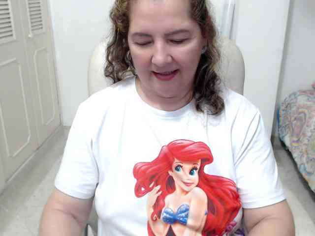 leonela-68