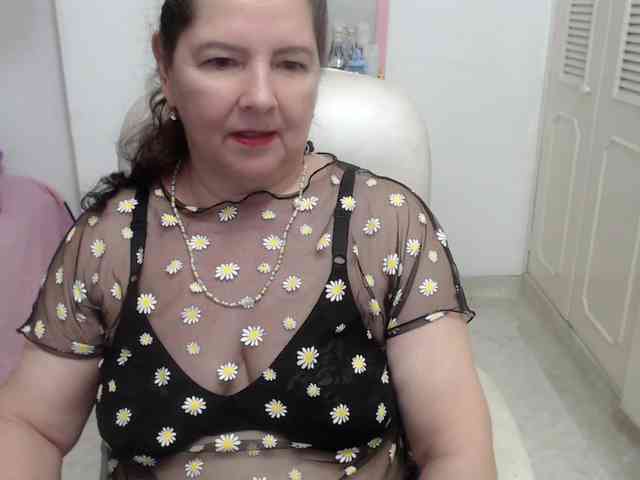 leonela-68 webcam