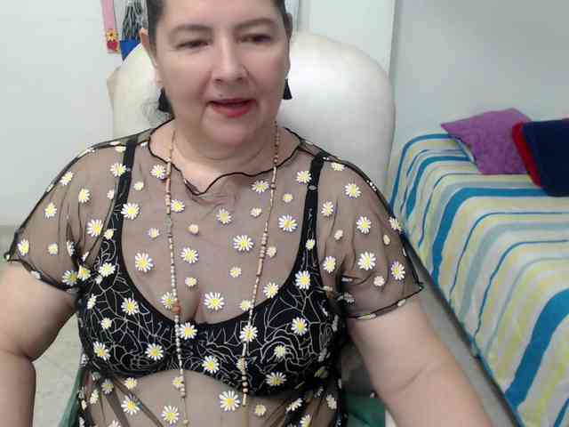 leonela-68 webcam