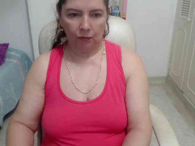 leonela-68 webcam