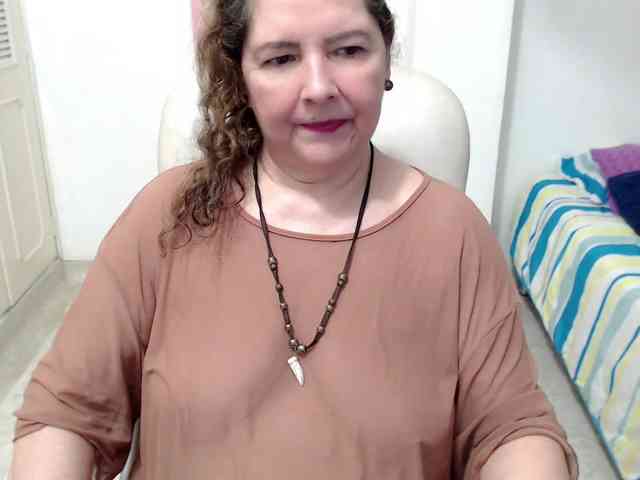 leonela-68 webcam