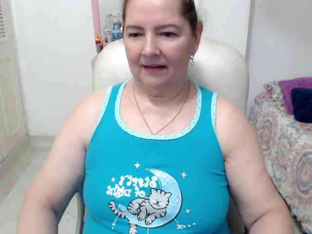 leonela-68 Live Webcam on BongaCams