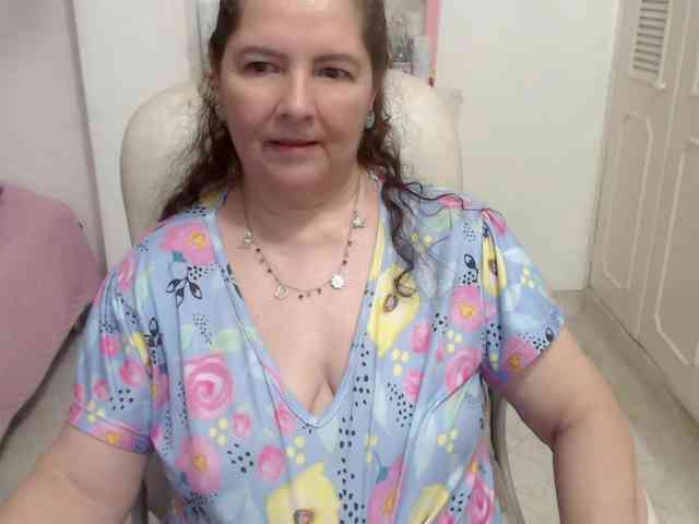 leonela-68 webcam