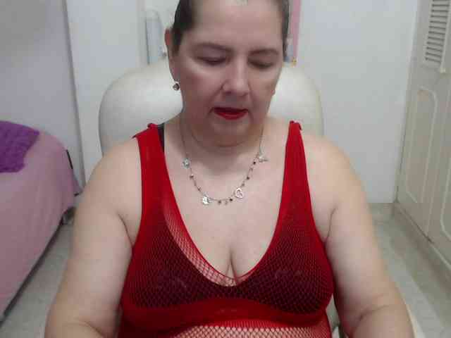 leonela-68 webcam