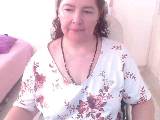 leonela-68 webcam