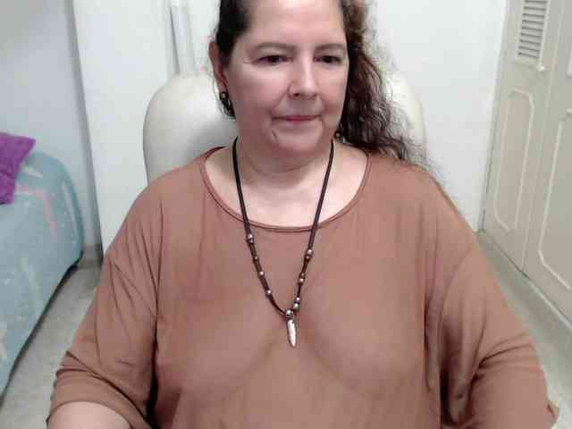 leonela-68 webcam
