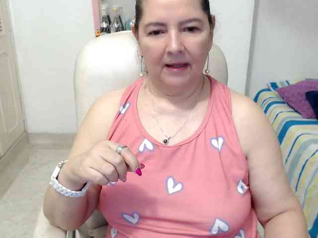 leonela-68