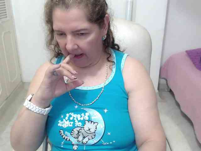 leonela-68 webcam