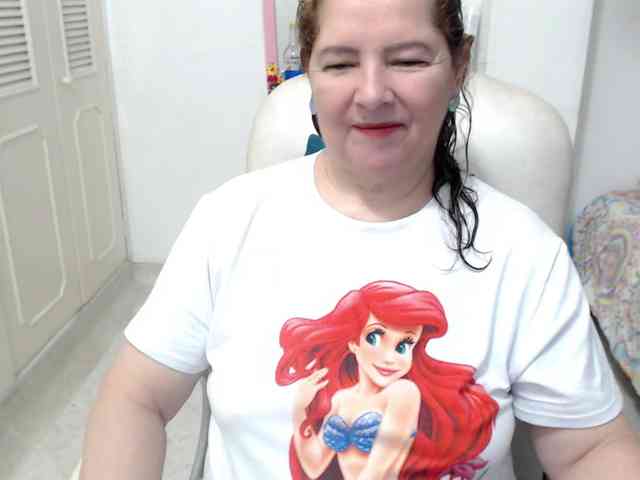 leonela-68 webcam