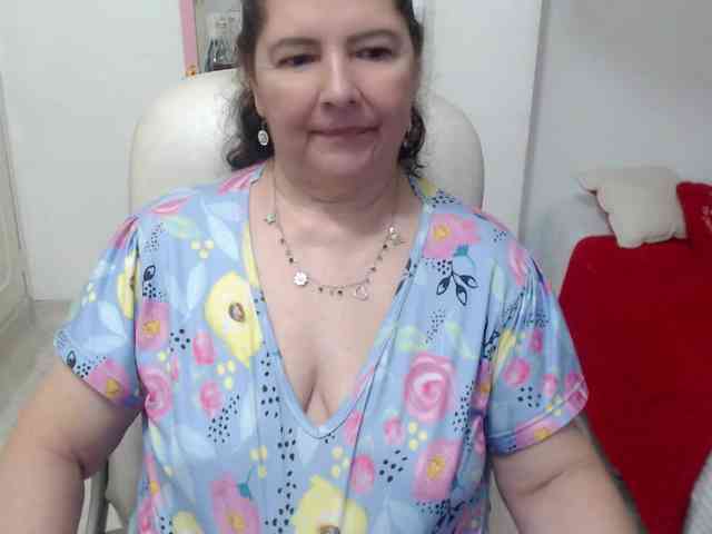 leonela-68 webcam