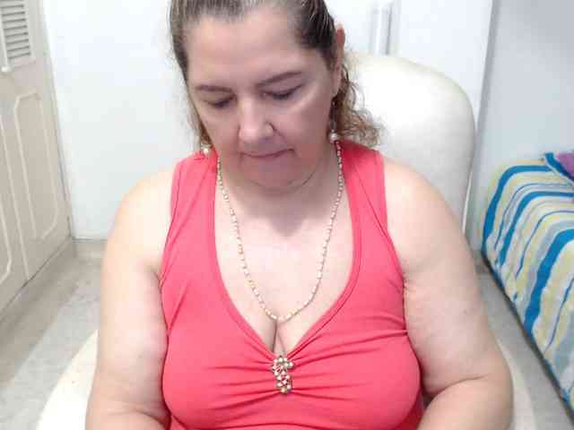 leonela-68 webcam