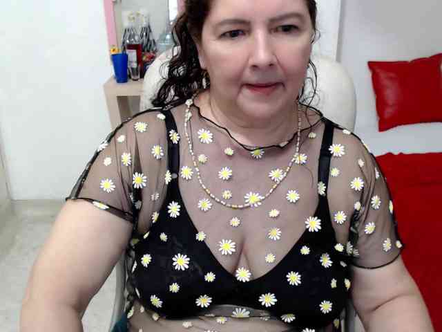leonela-68 webcam