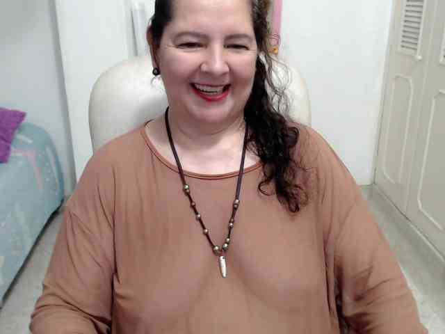 leonela-68 webcam