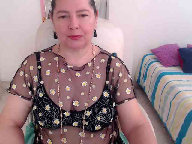 leonela-68 webcam