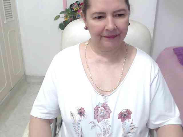 leonela-68 webcam