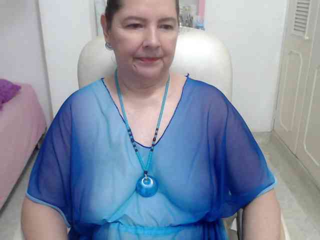 leonela-68 webcam