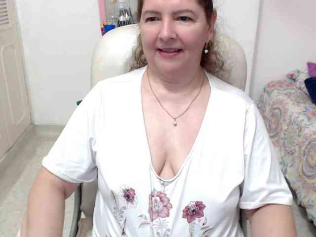 leonela-68 webcam