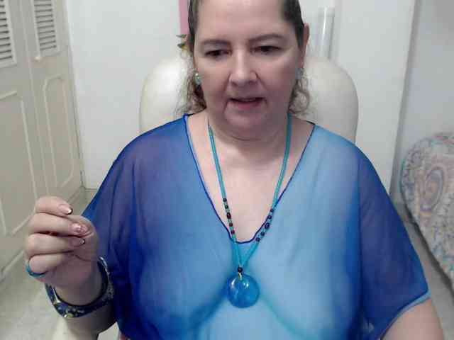 leonela-68 webcam