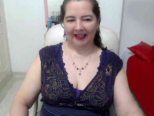 leonela-68