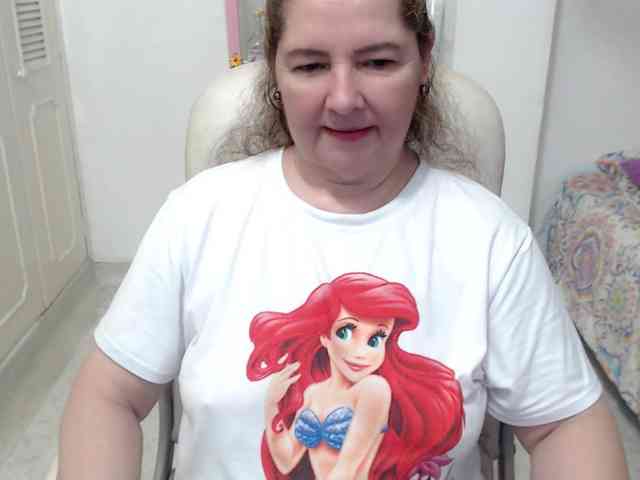 leonela-68 webcam