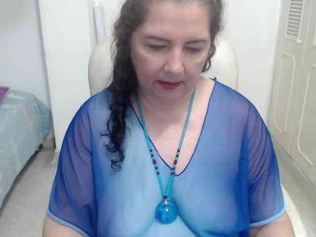 leonela-68 webcam