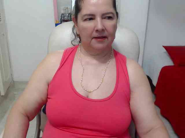 leonela-68 webcam