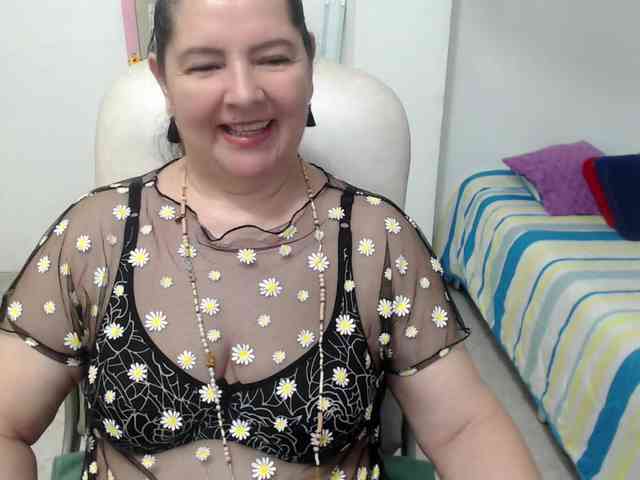 leonela-68