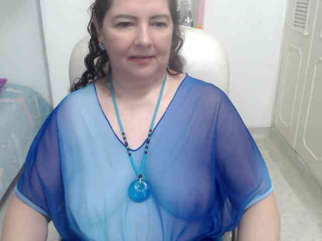 leonela-68 webcam