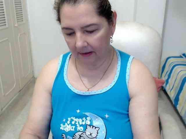 leonela-68