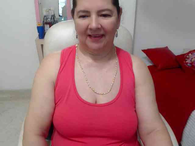 leonela-68