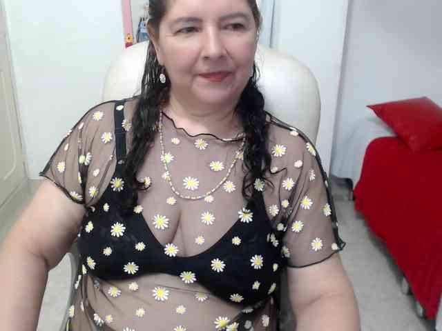 leonela-68