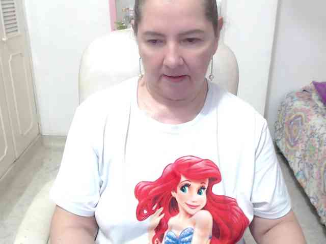 leonela-68