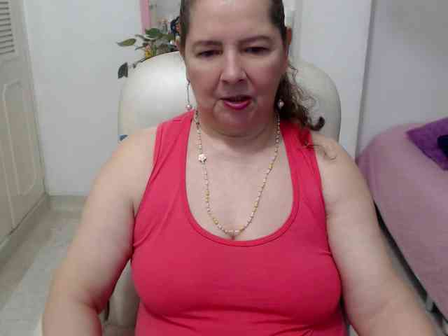 leonela-68 webcam