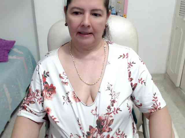 leonela-68 webcam