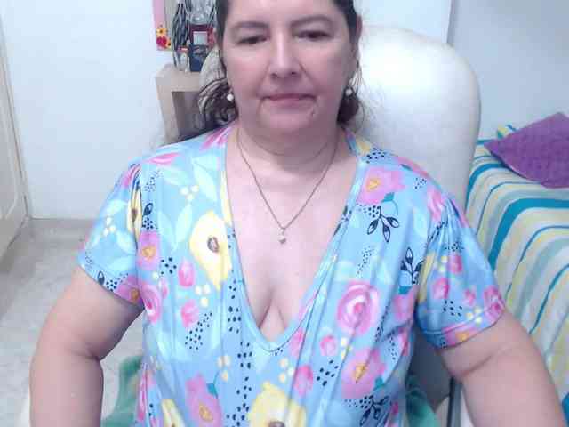 leonela-68 webcam